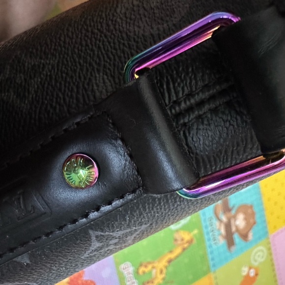 LOUIS VUITTON Monogram Eclipse Apollo Messenger MM Fragment PREOWNED/USED - Picture 8 of 8